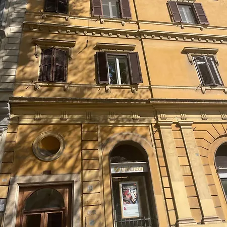 Casa Sara Daire Roma